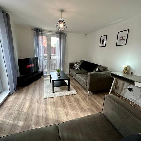 2Br City Side Apartment Белфаст Экстерьер фото